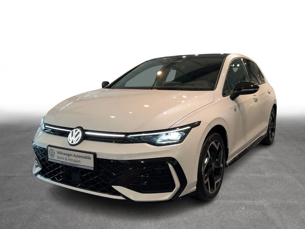 Volkswagen Golf 2025 г. Белый, пробег 30000 км