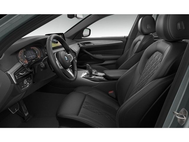 BMW 520 2023 г. Серый, пробег 50677 км