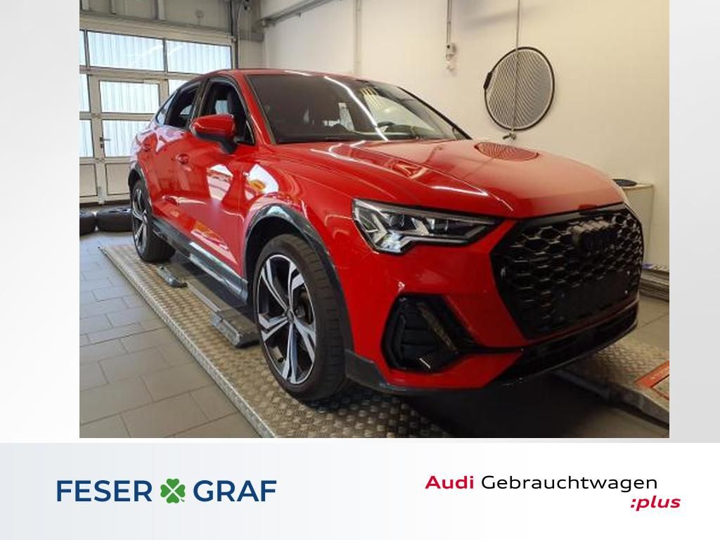 Audi Q3 2022 г. Красный, пробег 46700 км