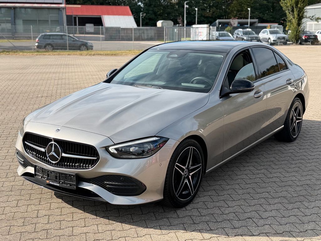 Mercedes-Benz C 300 2023 г. Серебристый, пробег 54016 км