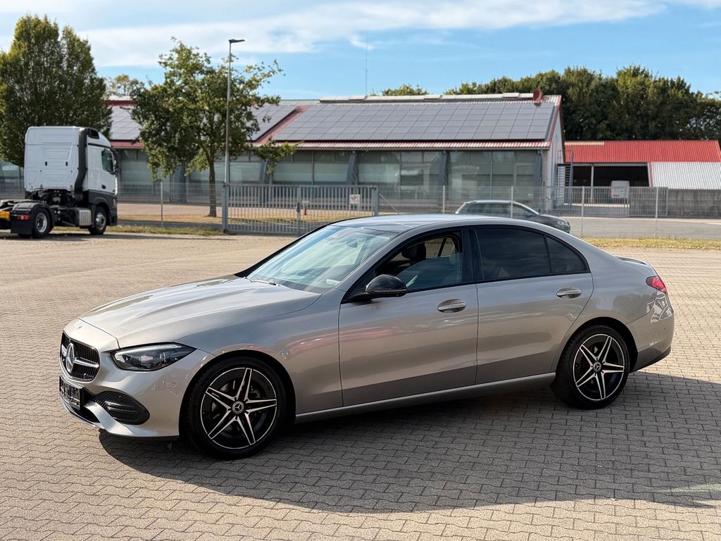 Mercedes-Benz C 300 2023 г. Серебристый, пробег 54016 км