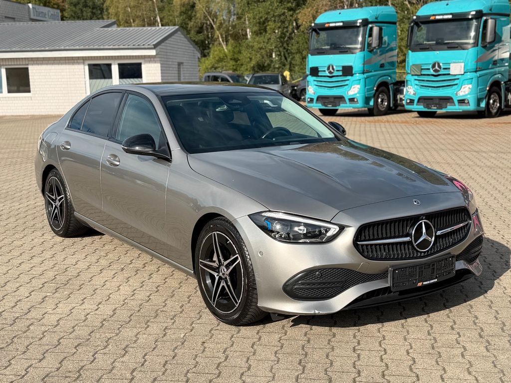 Mercedes-Benz C 300 2023 г. Серебристый, пробег 54016 км