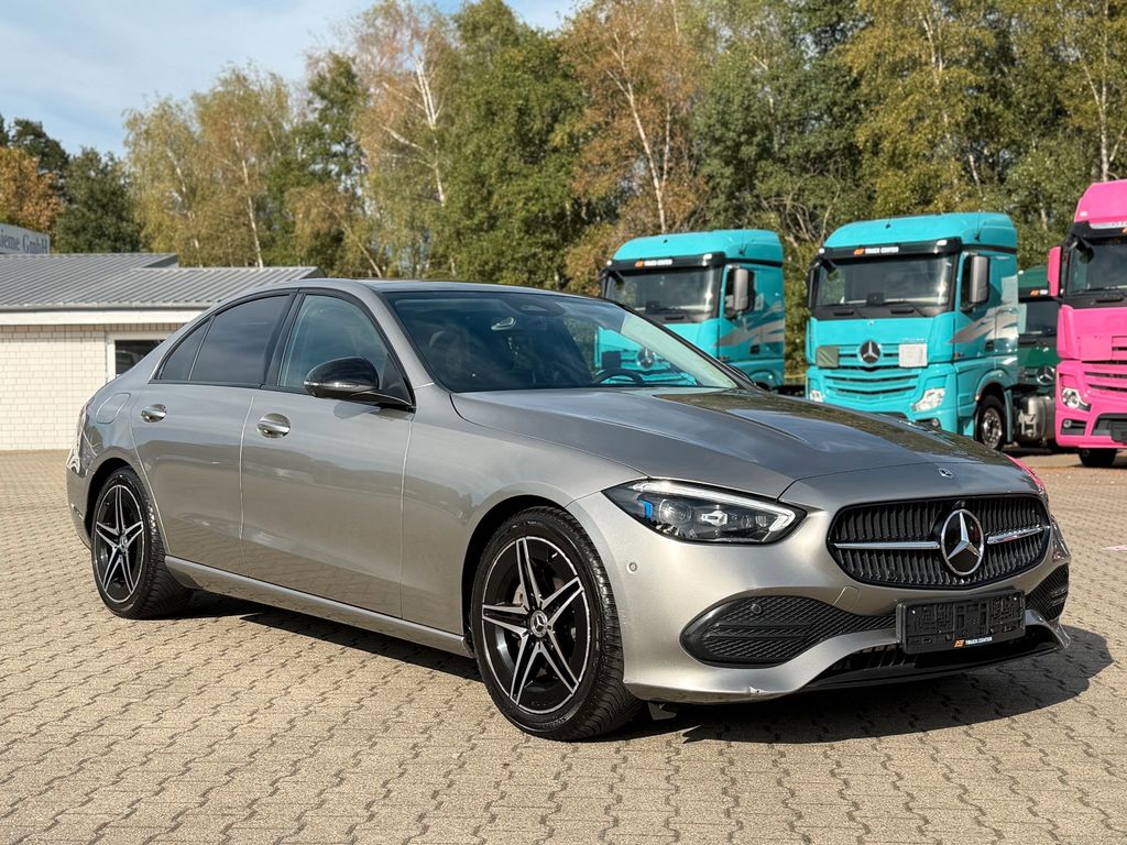 Mercedes-Benz C 300 2023 г. Серебристый, пробег 54016 км