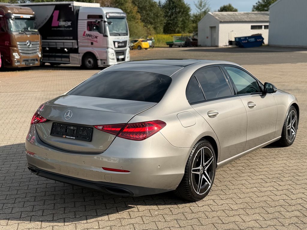 Mercedes-Benz C 300 2023 г. Серебристый, пробег 54016 км