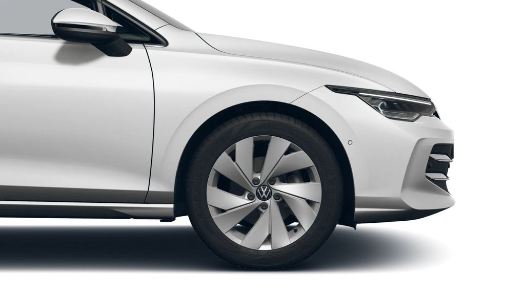 Volkswagen Golf 2025 г. Белый, пробег 8587 км
