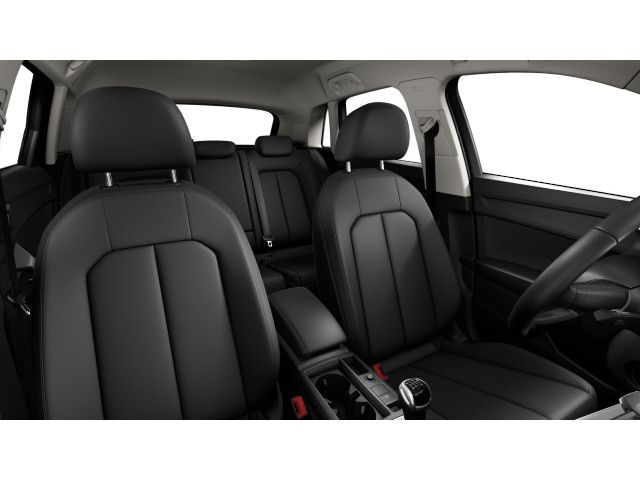 Audi Q3 2023 г. Чёрный, пробег 51196 км