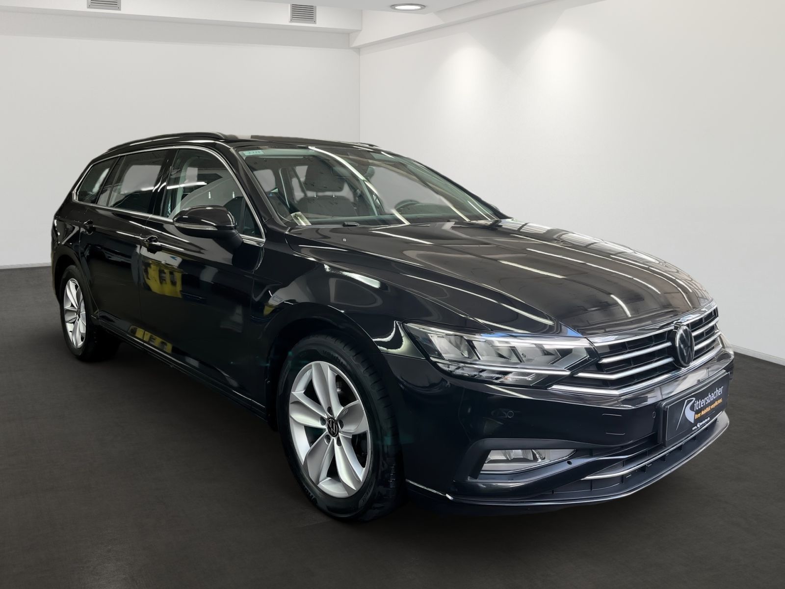 Volkswagen PASSAT VARIANT 2022 г. Чёрный, пробег 56943 км