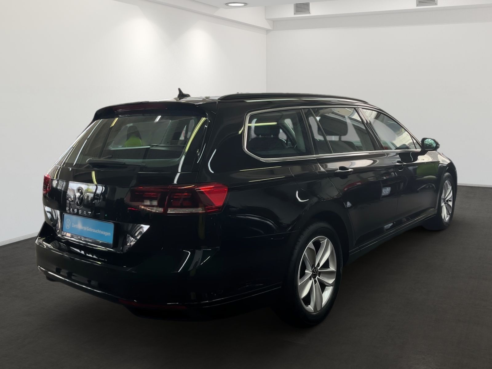 Volkswagen PASSAT VARIANT 2022 г. Чёрный, пробег 56943 км