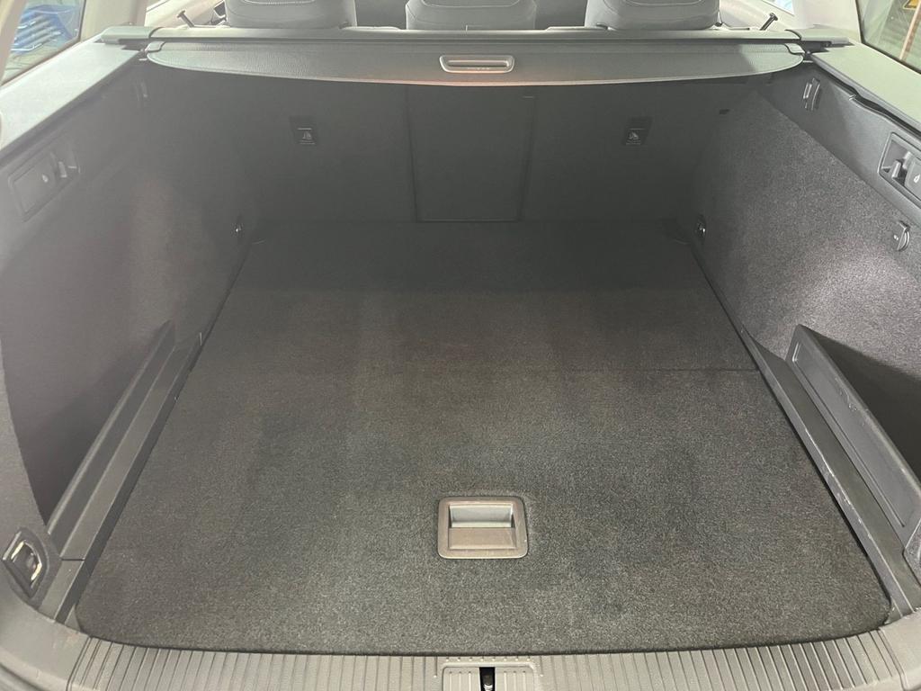 Volkswagen PASSAT VARIANT 2022 г. Чёрный, пробег 56943 км
