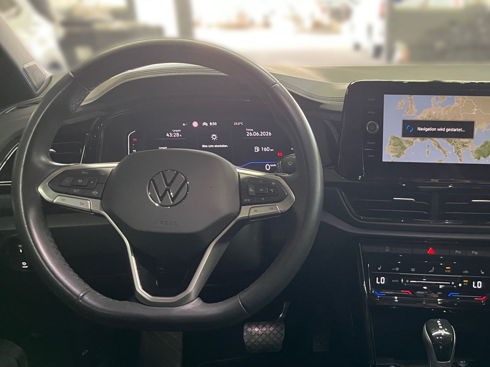 Volkswagen T-Roc 2022 г. Серый, пробег 40537 км