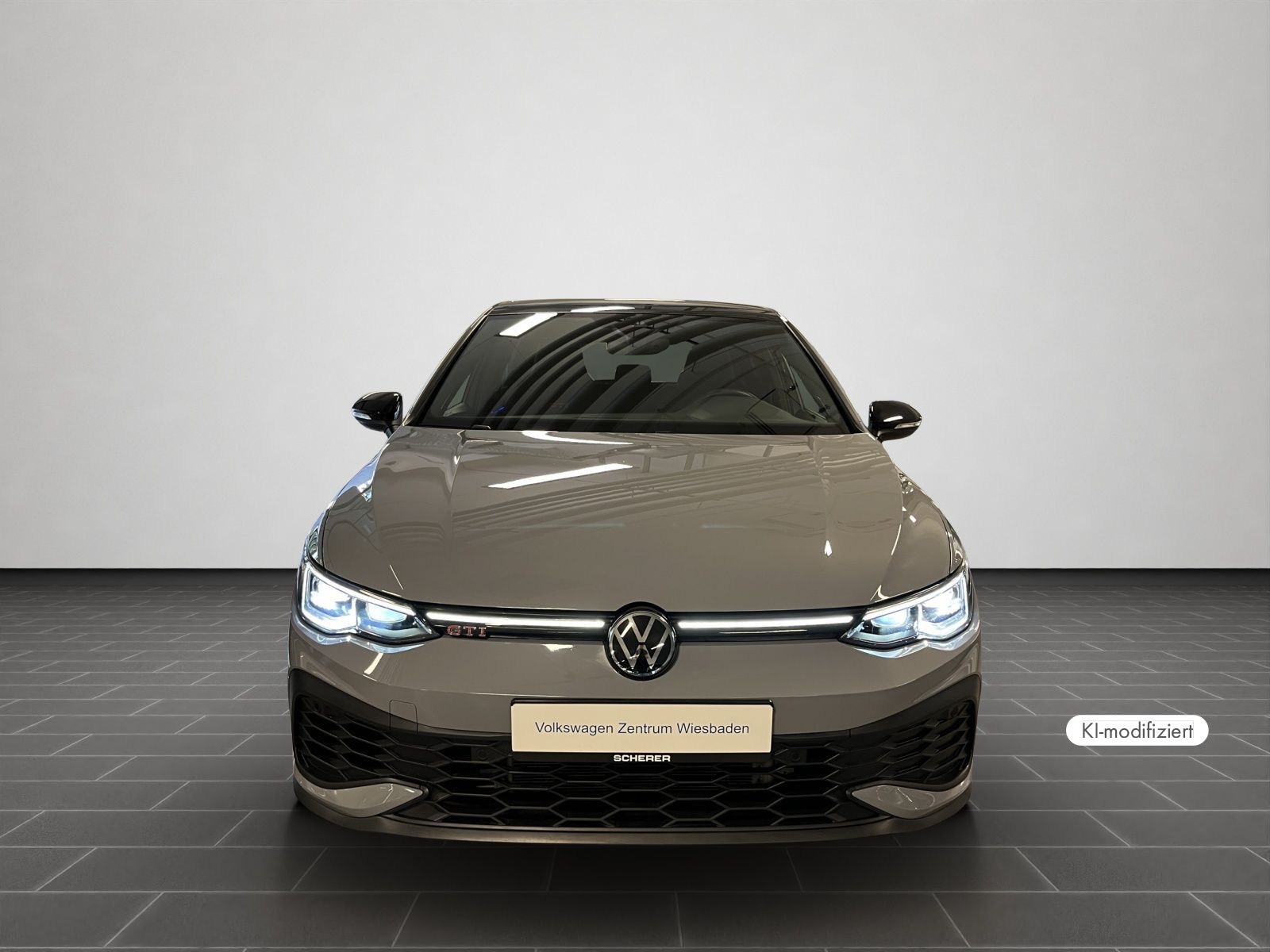 Volkswagen Golf 2023 г. Серый, пробег 26668 км
