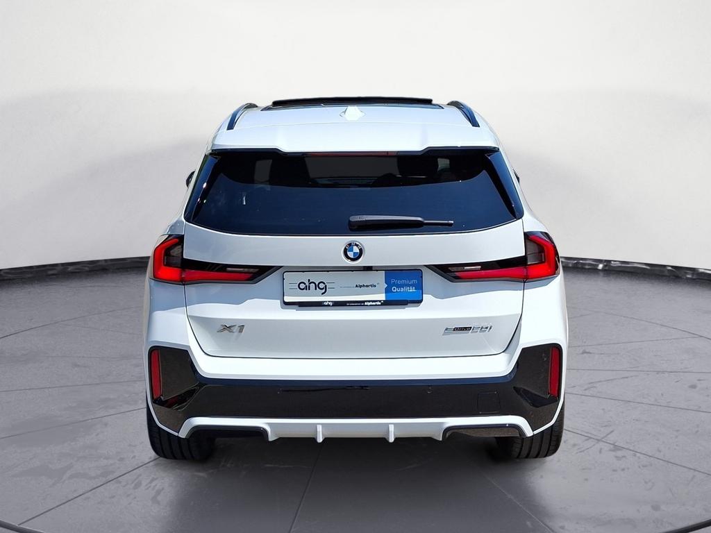 BMW X1 2026 г. Белый, пробег 19999 км