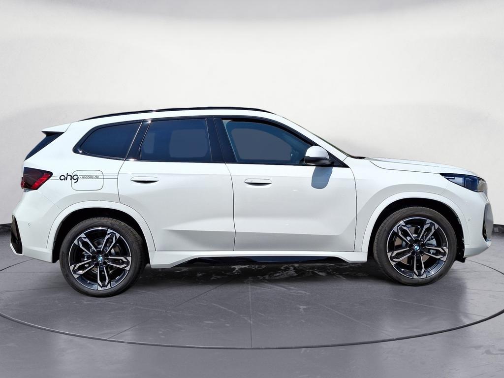 BMW X1 2026 г. Белый, пробег 19999 км