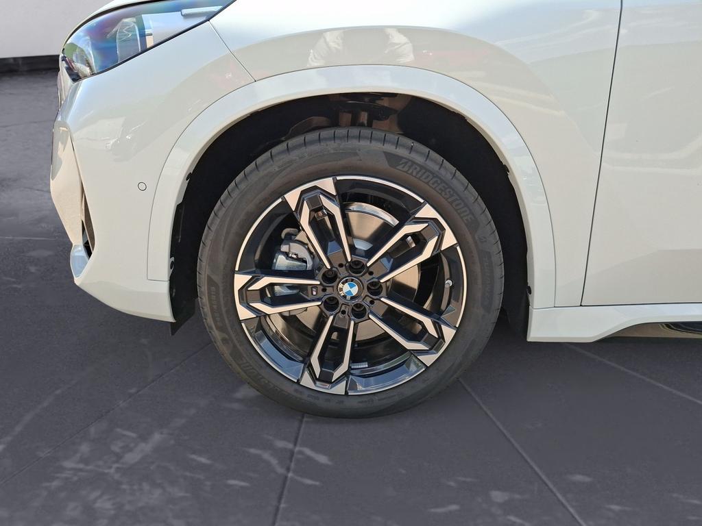 BMW X1 2026 г. Белый, пробег 19999 км