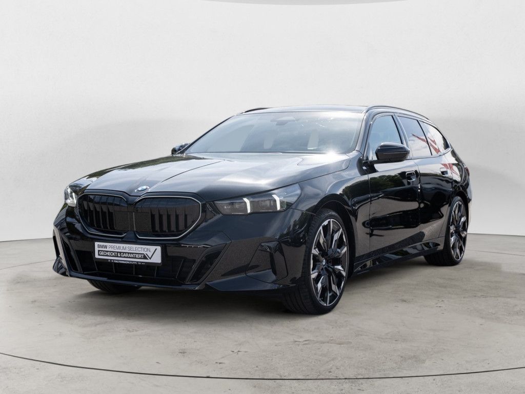 BMW 520 2026 г. Чёрный, пробег 6640 км