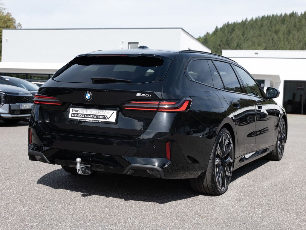 BMW 520 2026 г. Чёрный, пробег 6640 км