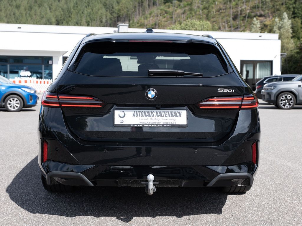 BMW 520 2026 г. Чёрный, пробег 8100 км