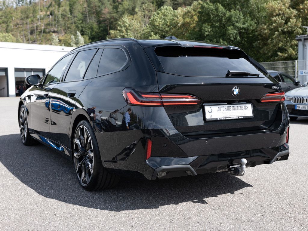 BMW 520 2026 г. Чёрный, пробег 8100 км