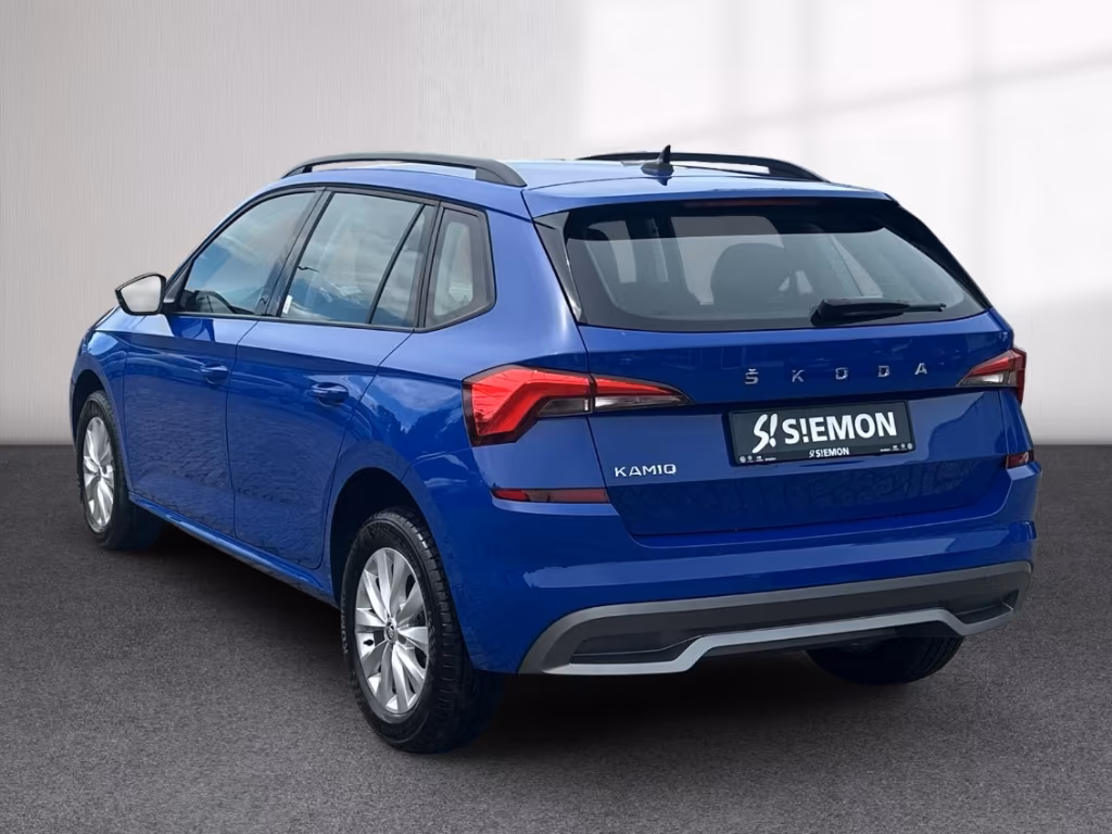 Skoda Kamiq 2023 г. Синий, пробег 53912 км