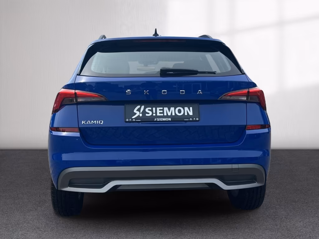 Skoda Kamiq 2023 г. Синий, пробег 53912 км