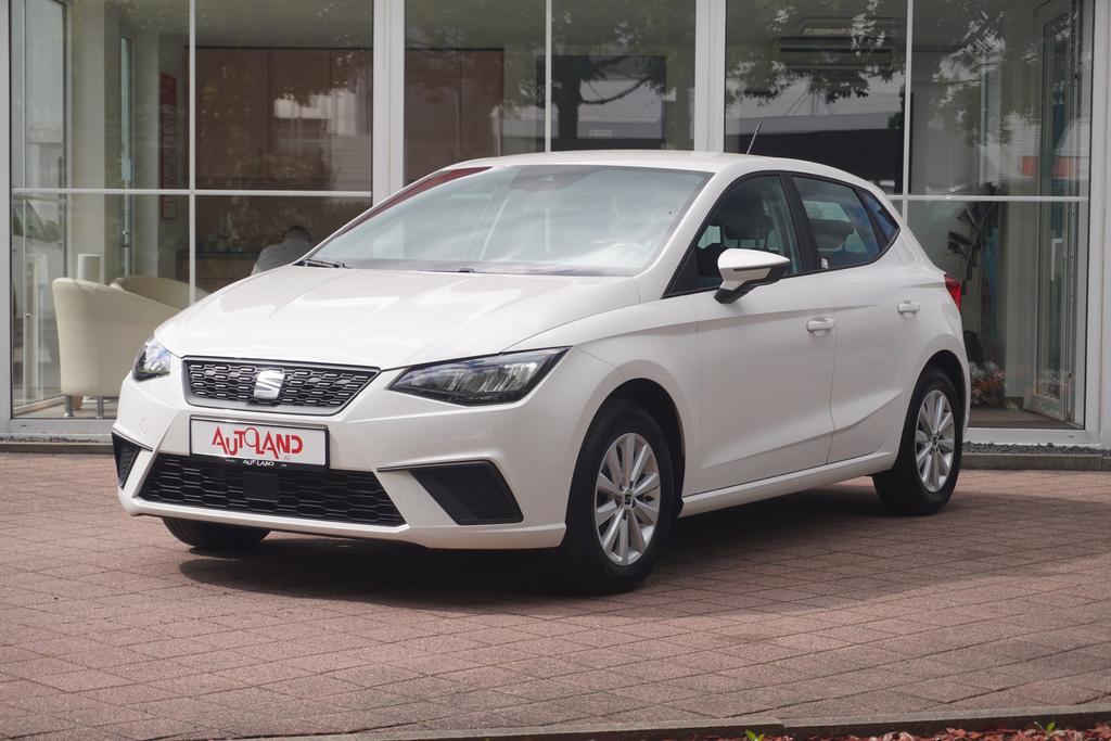 SEAT Ibiza 2023 г. Белый, пробег 54118 км