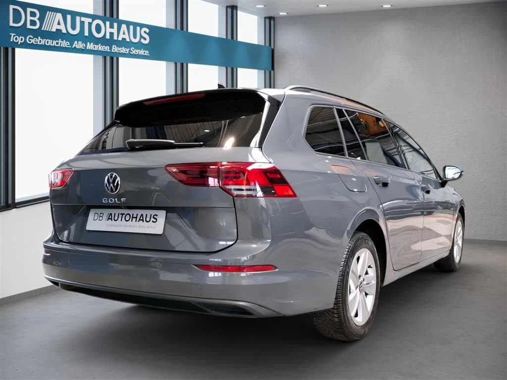 Volkswagen Golf 2024 г. Серый, пробег 8975 км