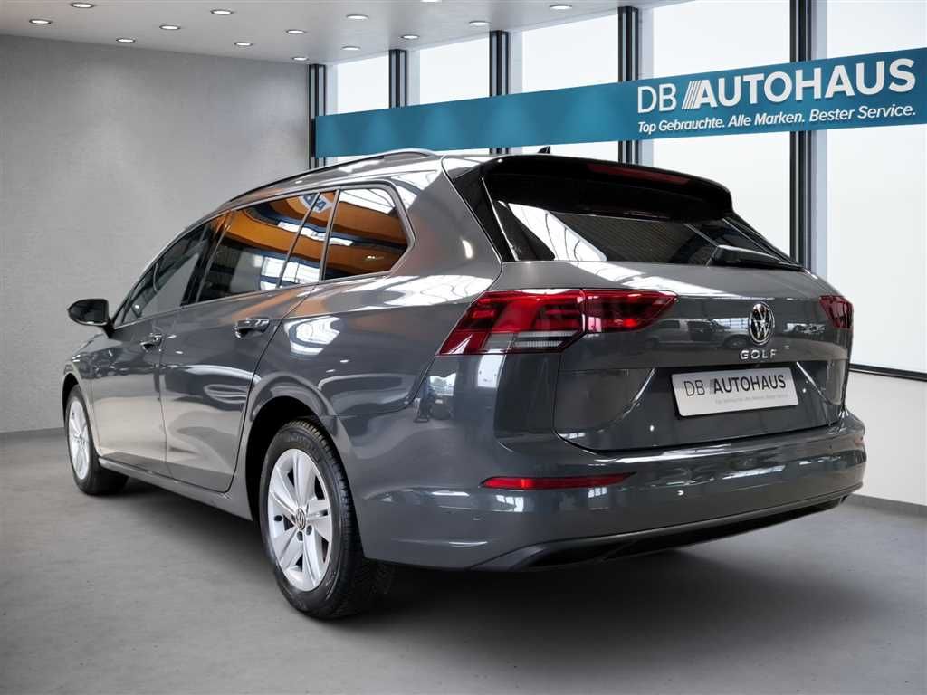 Volkswagen Golf 2024 г. Серый, пробег 8975 км