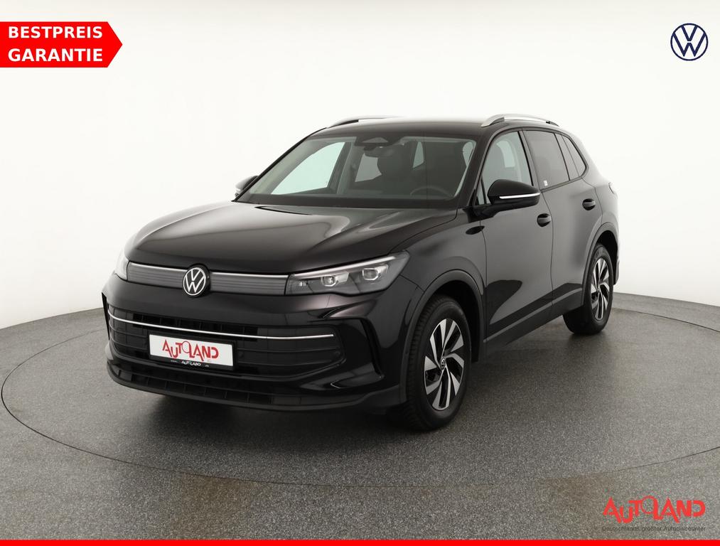 Volkswagen Tiguan 2024 г. Чёрный, пробег 23199 км