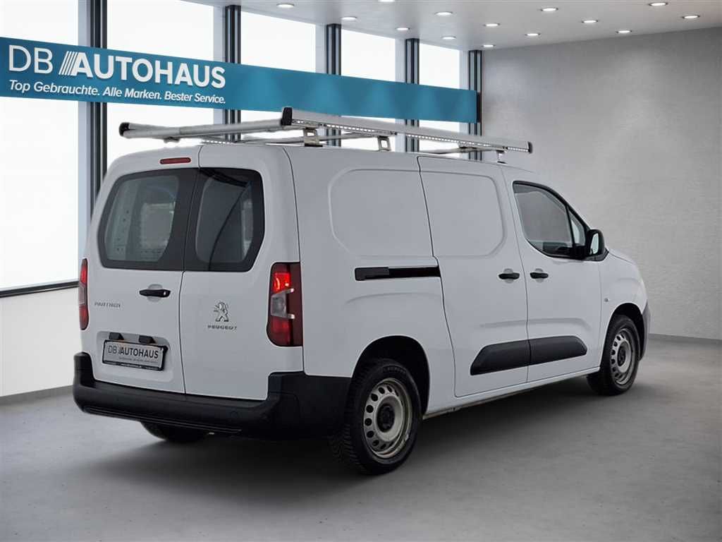 Peugeot Partner 2021 г. Белый, пробег 59855 км
