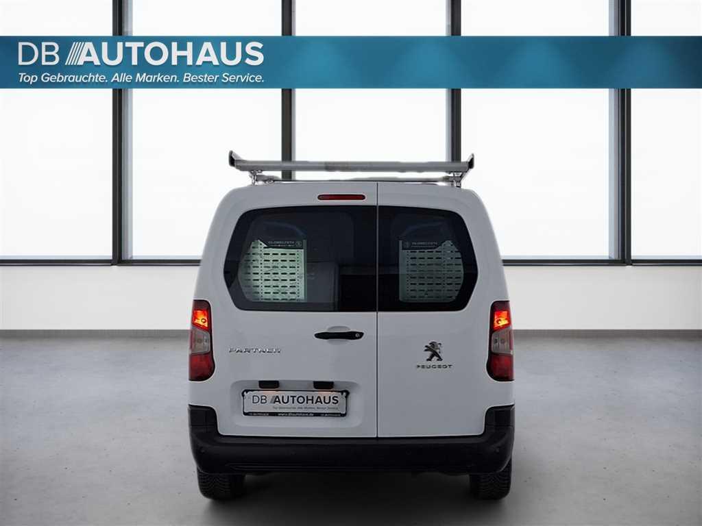 Peugeot Partner 2021 г. Белый, пробег 59855 км