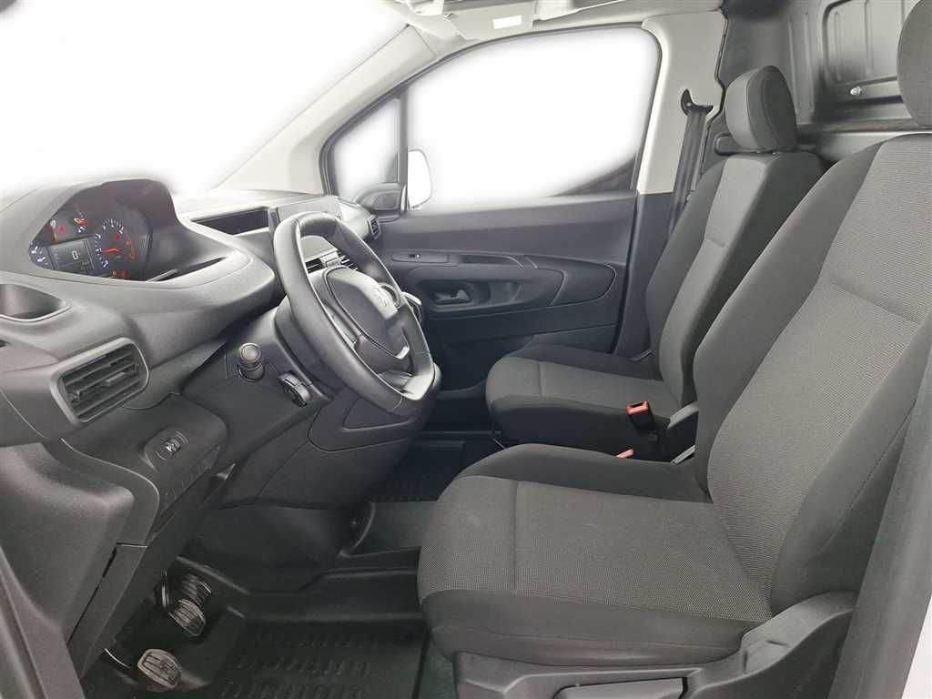 Peugeot Partner 2021 г. Белый, пробег 59855 км