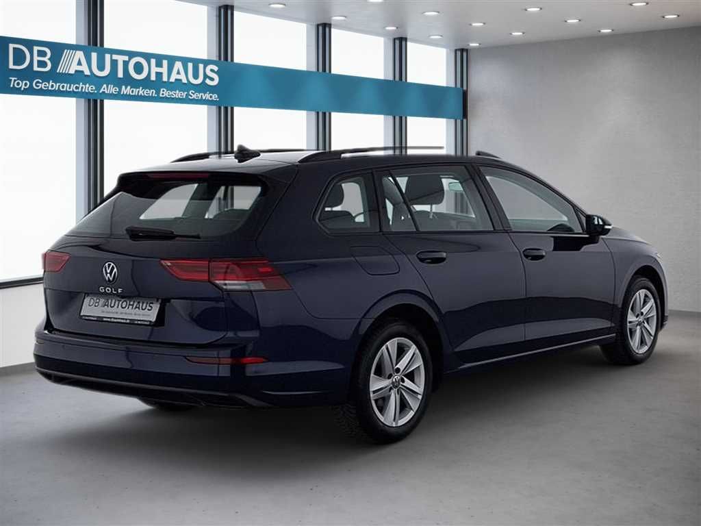 Volkswagen Golf 2024 г. Синий, пробег 57860 км