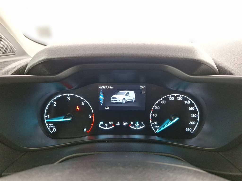 Ford Tourneo Connect 2021 г. Белый, пробег 49925 км