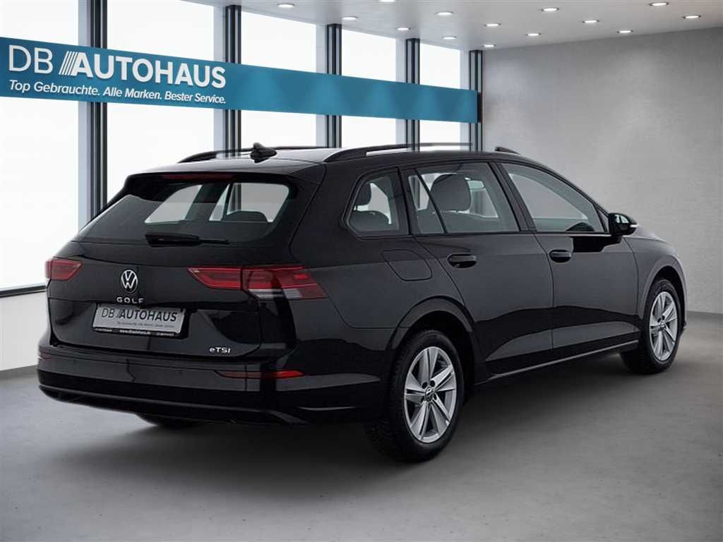 Volkswagen Golf 2024 г. Чёрный, пробег 49577 км