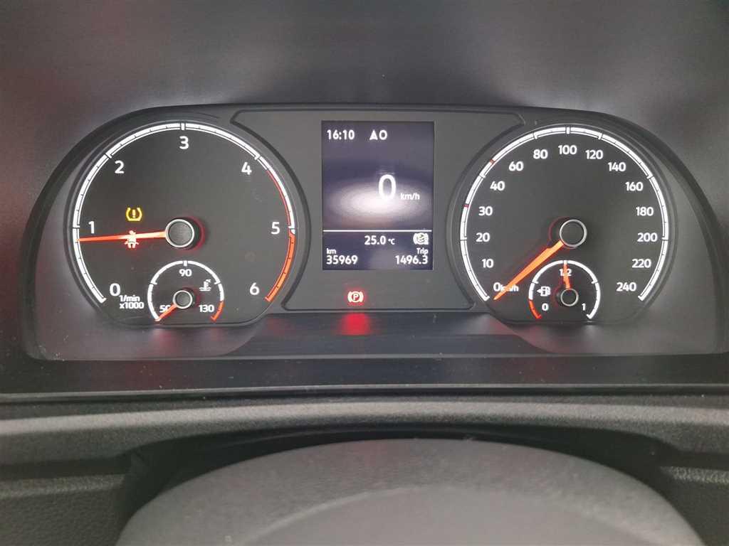 Volkswagen Caddy 2024 г. Серебристый, пробег 35966 км