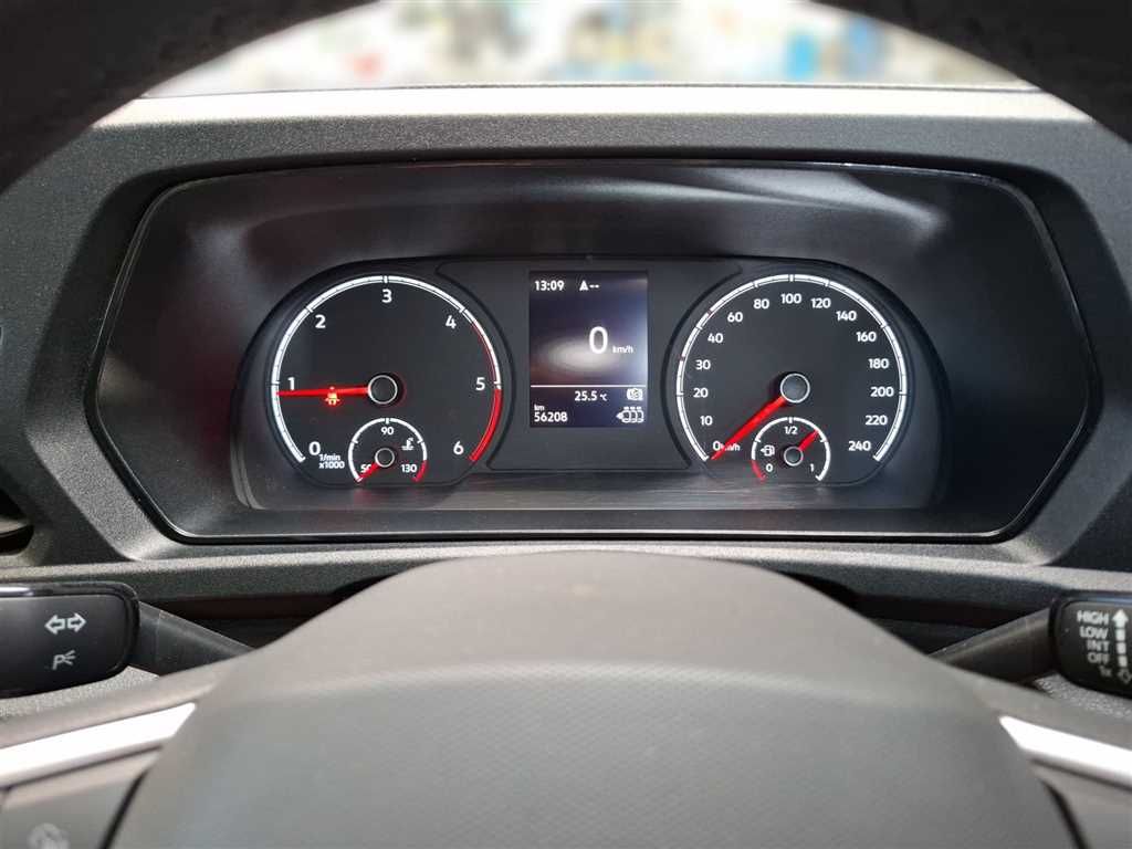 Volkswagen Caddy 2023 г. Серый, пробег 56207 км