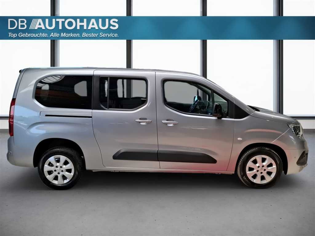 Opel COMBO LIFE 2022 г. Серебристый, пробег 55175 км