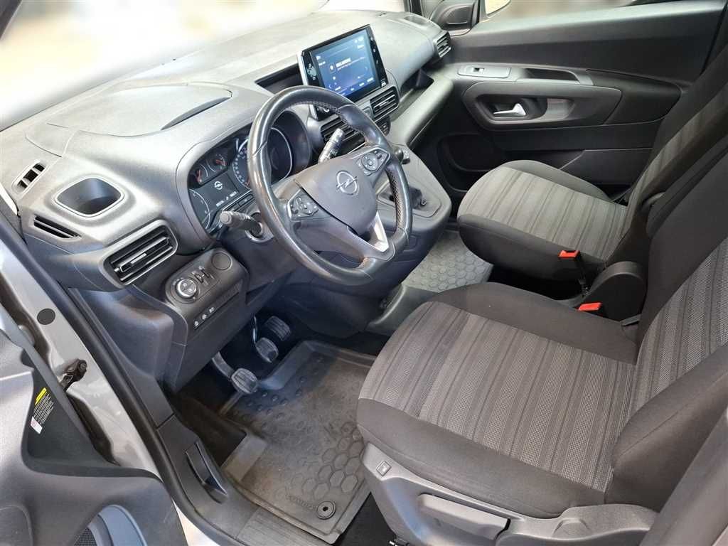 Opel COMBO LIFE 2022 г. Серебристый, пробег 55175 км