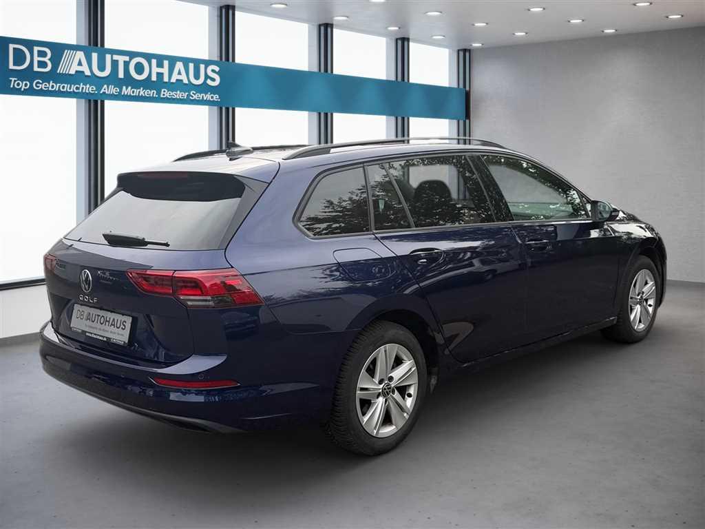 Volkswagen Golf 2024 г. Синий, пробег 32882 км