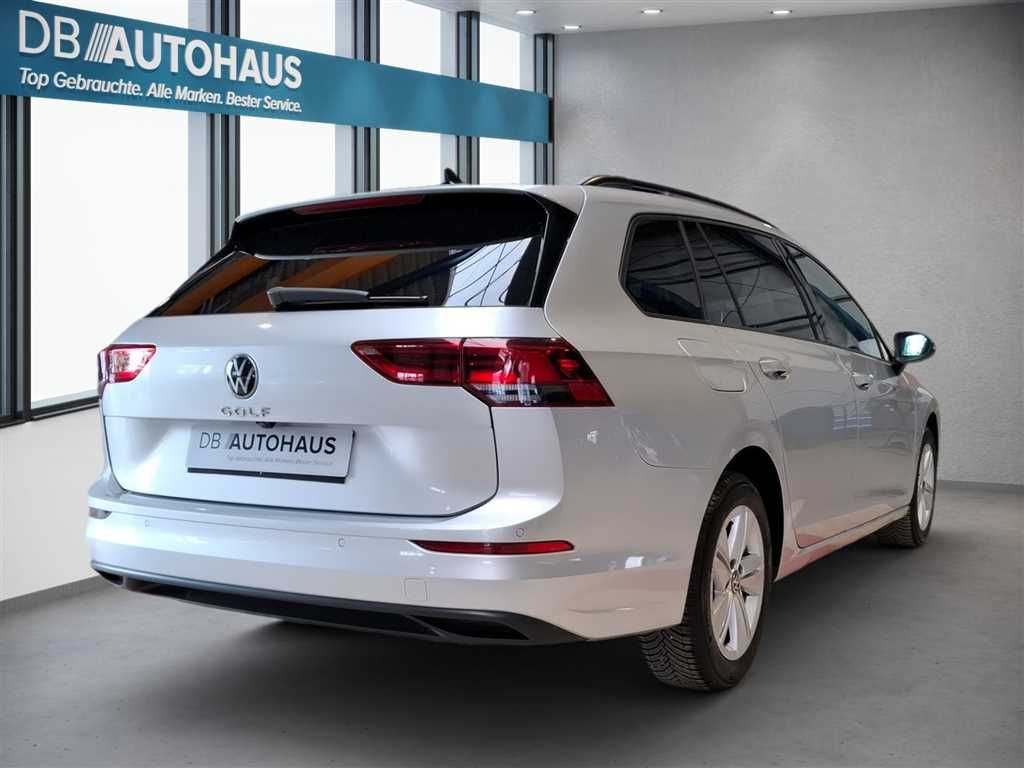 Volkswagen Golf 2024 г. Серебристый, пробег 21681 км