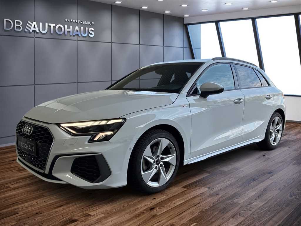 Audi A3 2024 г. Белый, пробег 45426 км