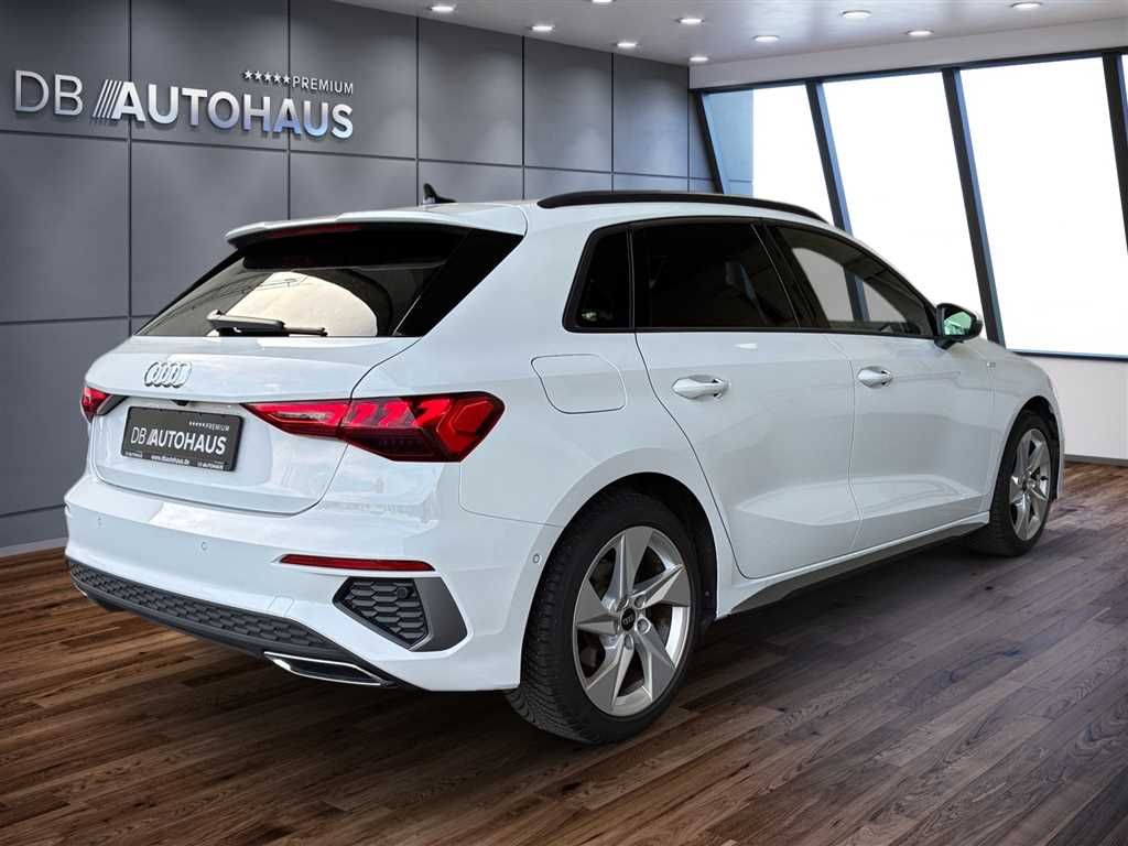 Audi A3 2024 г. Белый, пробег 45426 км