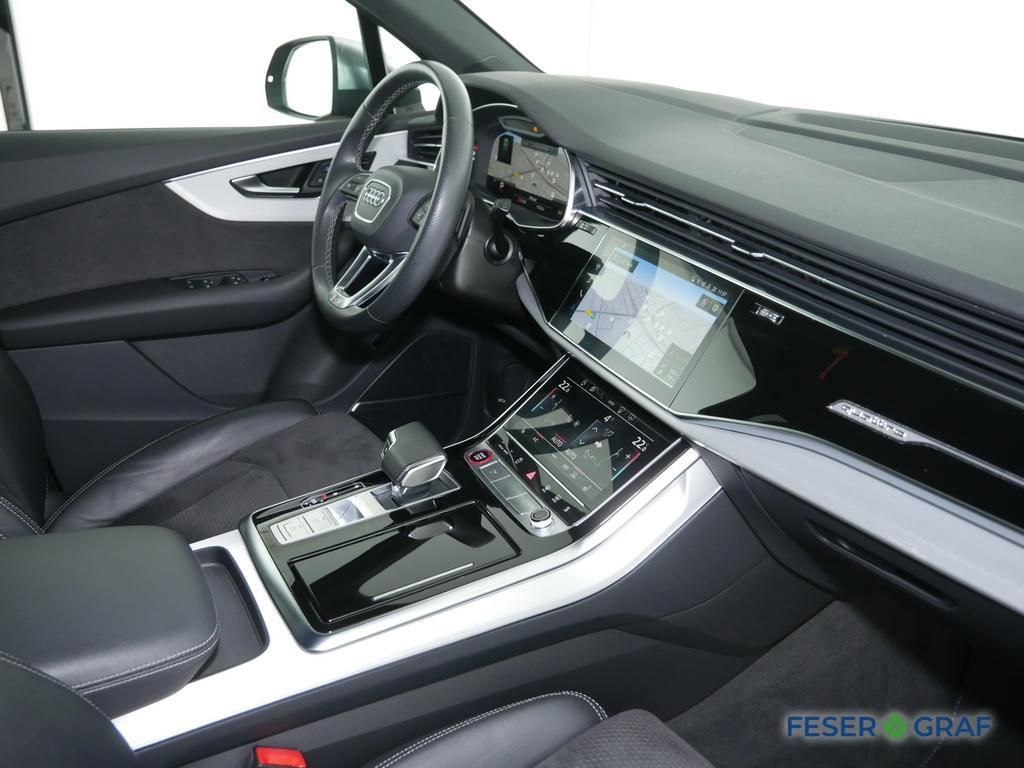 Audi SQ7 2022 г. Чёрный, пробег 33050 км