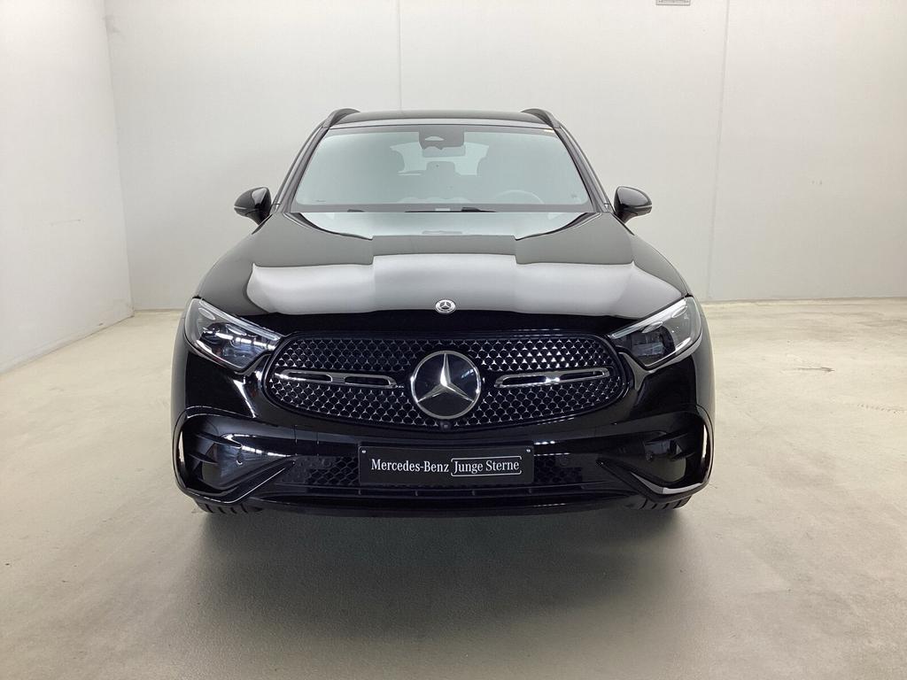 Mercedes-Benz GLC 220 2025 г. Чёрный, пробег 21368 км