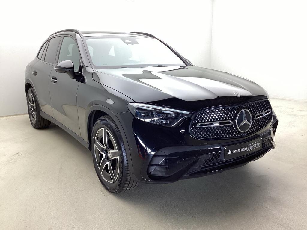 Mercedes-Benz GLC 220 2025 г. Чёрный, пробег 21368 км