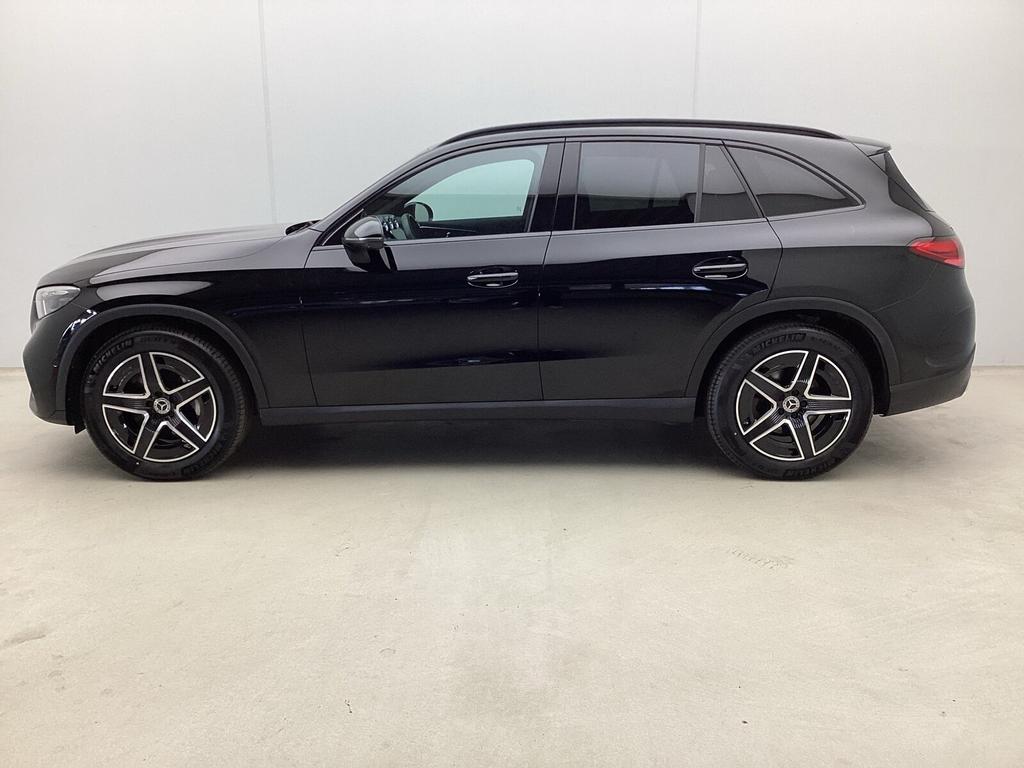 Mercedes-Benz GLC 220 2025 г. Чёрный, пробег 21368 км
