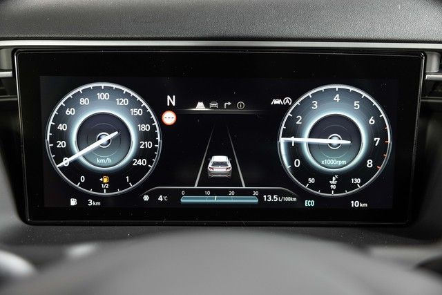 Hyundai Tucson 2022 г. Серебристый, пробег 48004 км