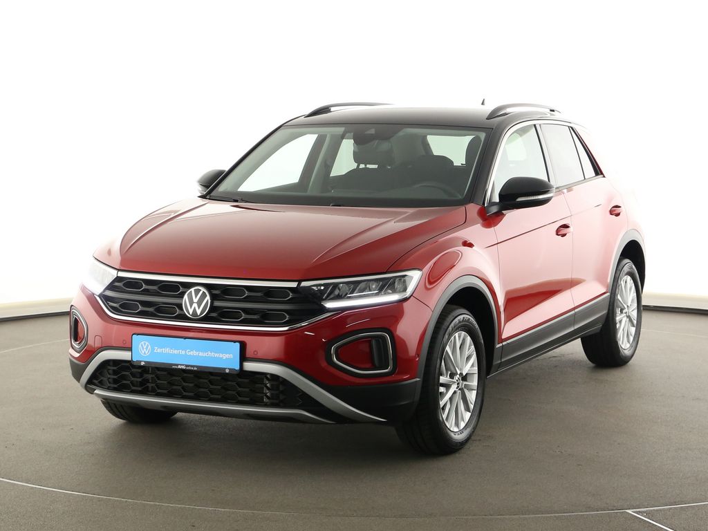 Volkswagen T-Roc 2023 г. Красный, пробег 30108 км