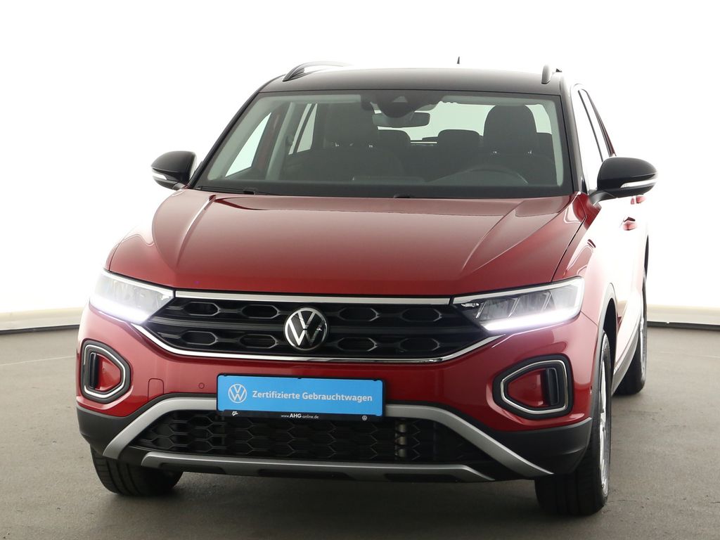 Volkswagen T-Roc 2023 г. Красный, пробег 30108 км