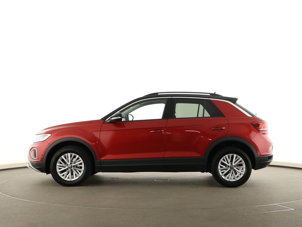 Volkswagen T-Roc 2023 г. Красный, пробег 30108 км